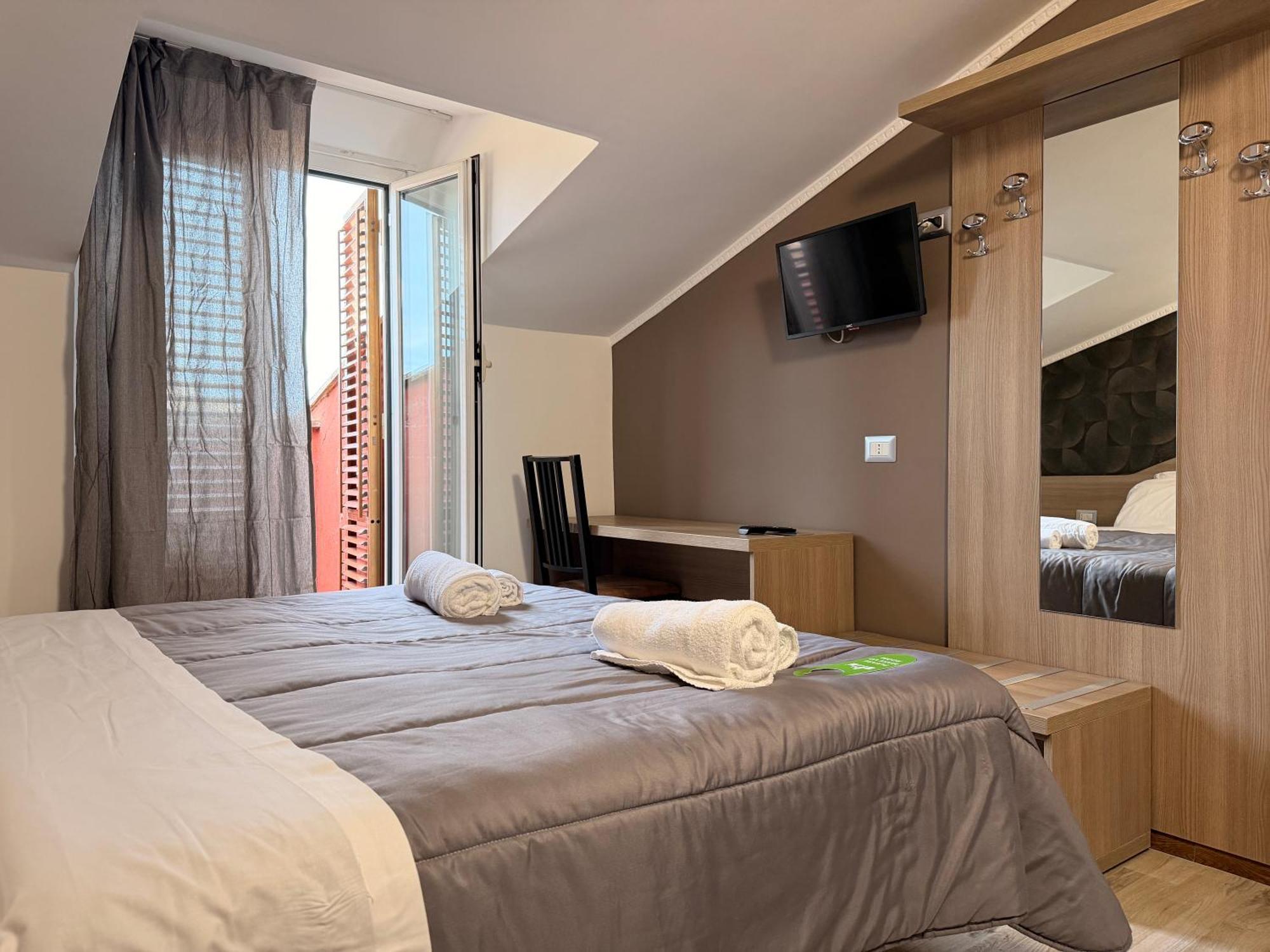 Hotel Concorde — Foto 1